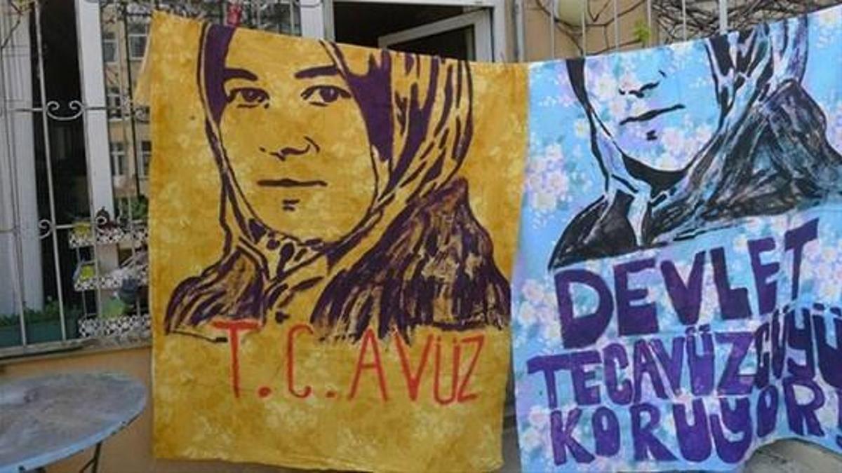 İstanbul sokaklarında Nevin Yıldırım çarşafları...
