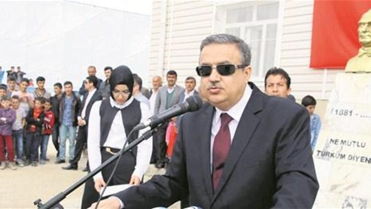 ‘Bir katır 9 bin TL’lik kaçak sigara taşıyor’