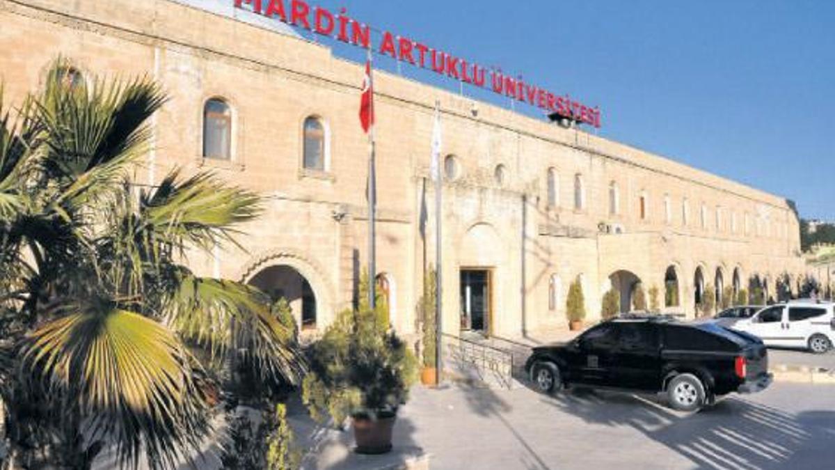 İsmini bile değiştirmiş!