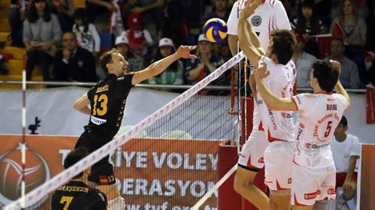 G.Saray ilk maçı kaybetti