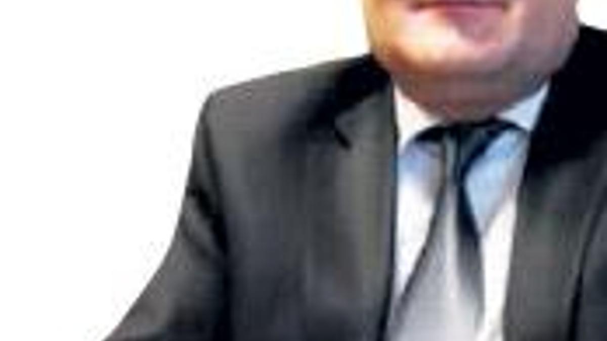 Tahliye krizine yol a&#231;an kararın iki hakimine tutuklama