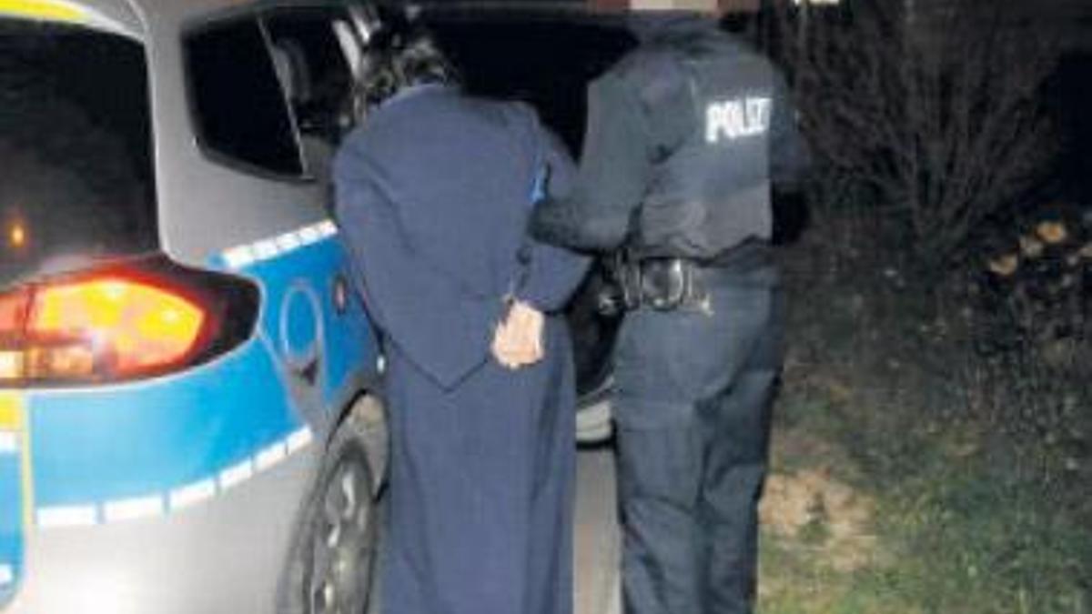 Almanya'da terör saldırısına hazırlanan iki Türk tutuklandı