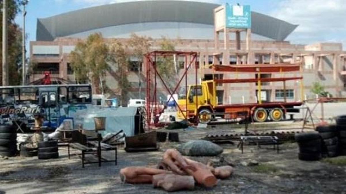 Atatürk Stadı'nın sahası çöplükten kurtuluyor