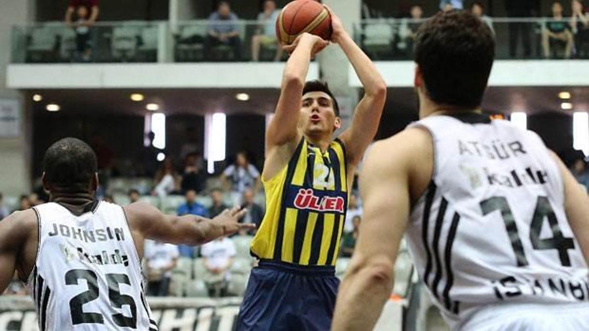 Fener Kartal'a fark attı!