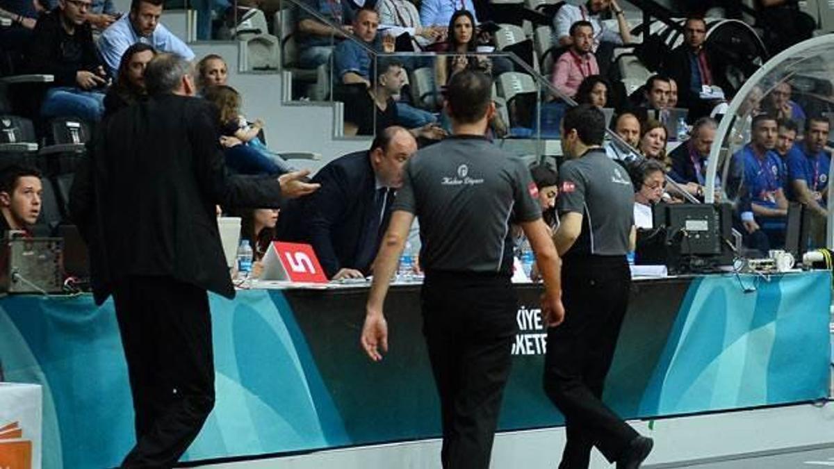 Beşiktaş Kulübü'nden Rüştü Nuran'a tepki