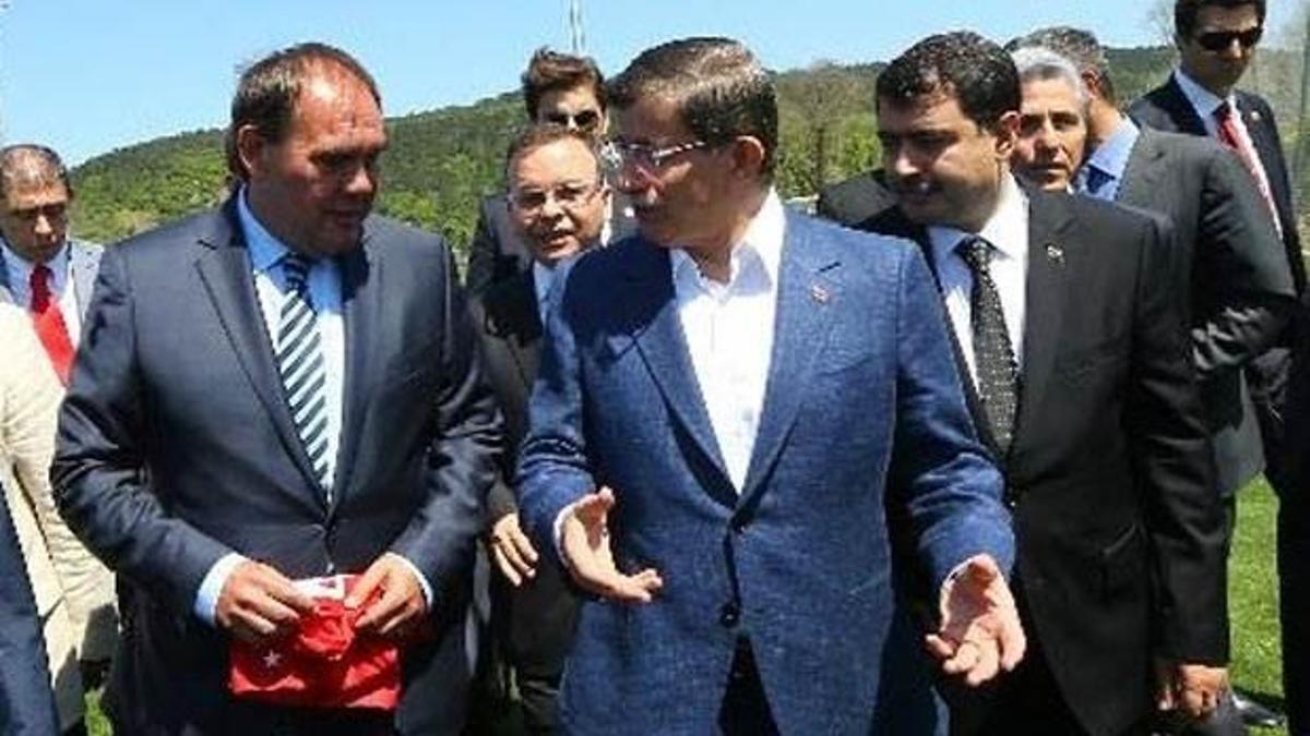 Başbakan, TFF'nin tesislerini ziyaret etti