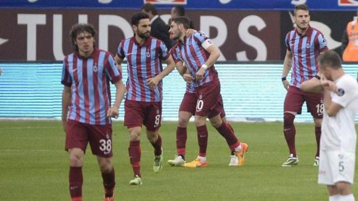 Avni Aker'in buld'Özer'i