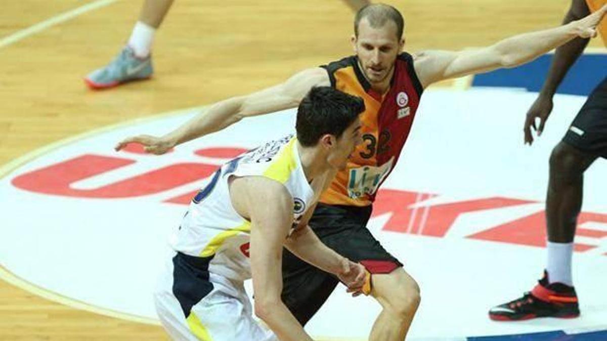 Final 4'un hırsını çıkardı