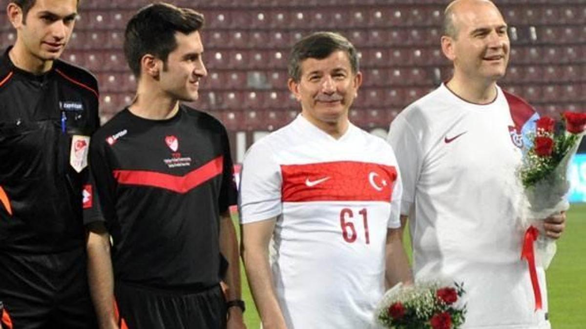 Davutoğlu’ndan Tatar’a selfie sözü