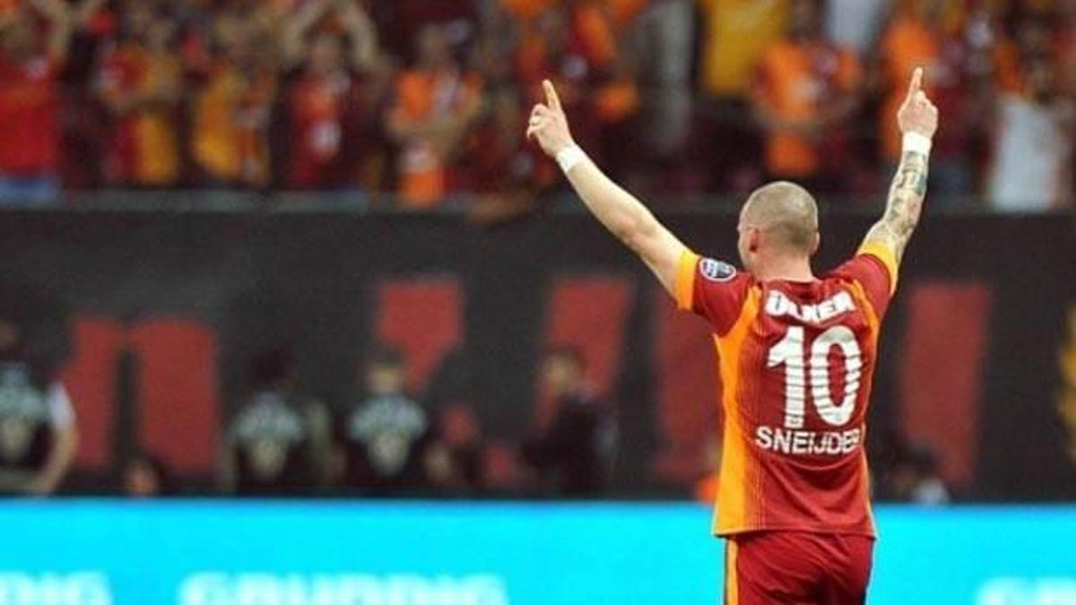 Snijder'den transfer açıklaması