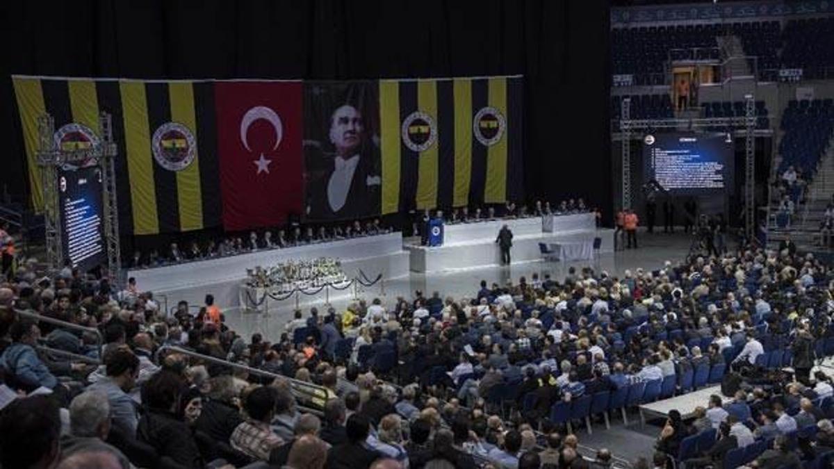 Kongre'de Alex'in adı tartışma çıkarttı