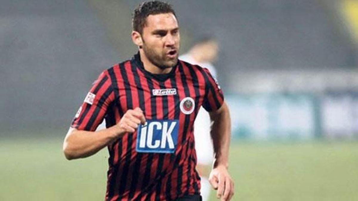 Tosic'e 2 yıl için 1,7 milyon €