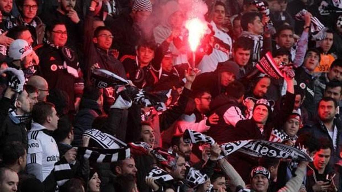 Beşiktaş'a tribün kapama cezası