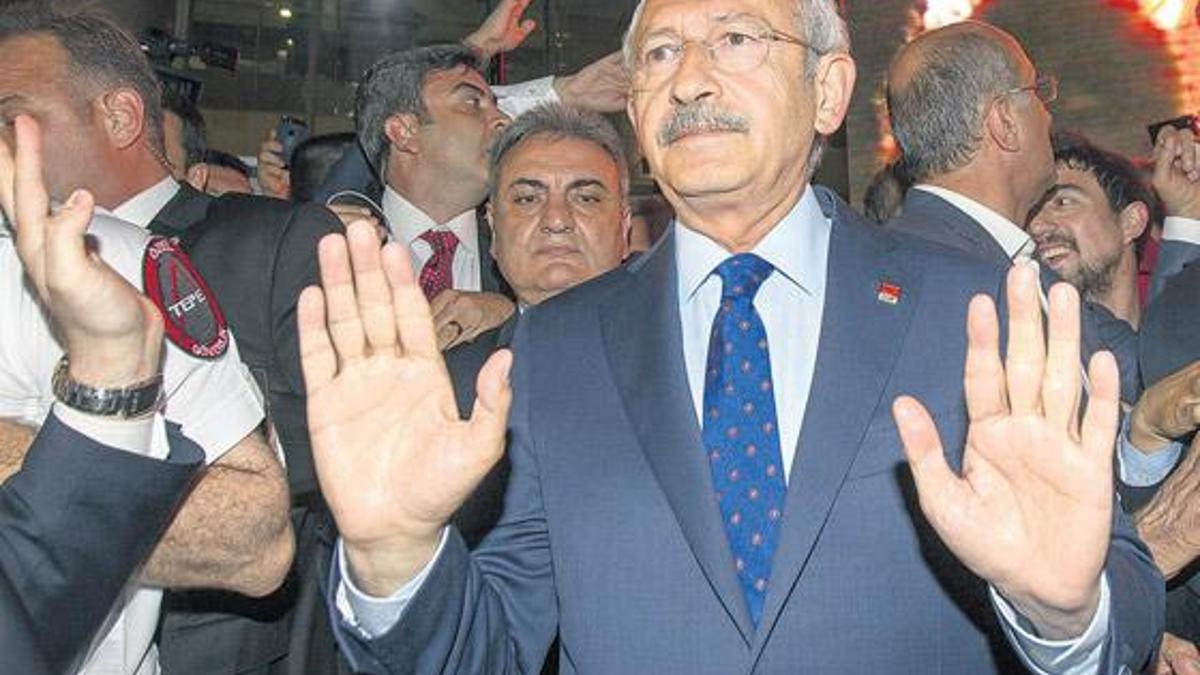 Kılıçdaroğlu: ‘Memnunum istifa yok’