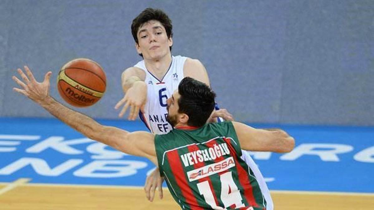 Efes 'Heurtel'den çaldı