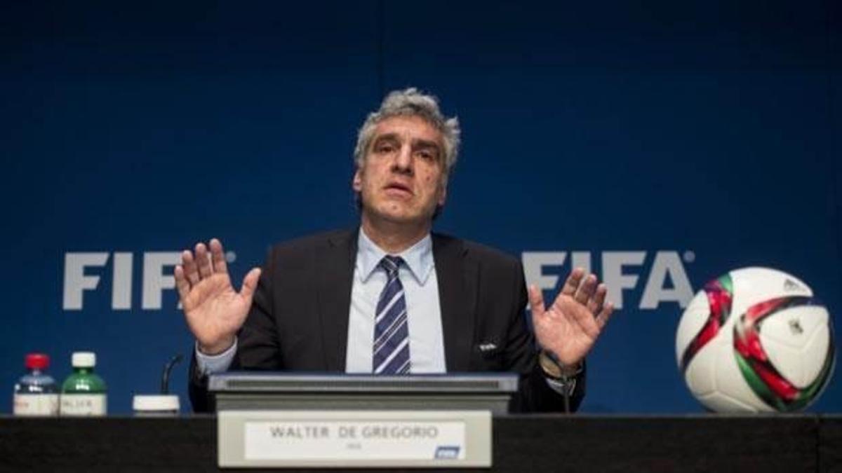 FIFA'da bir istifa daha