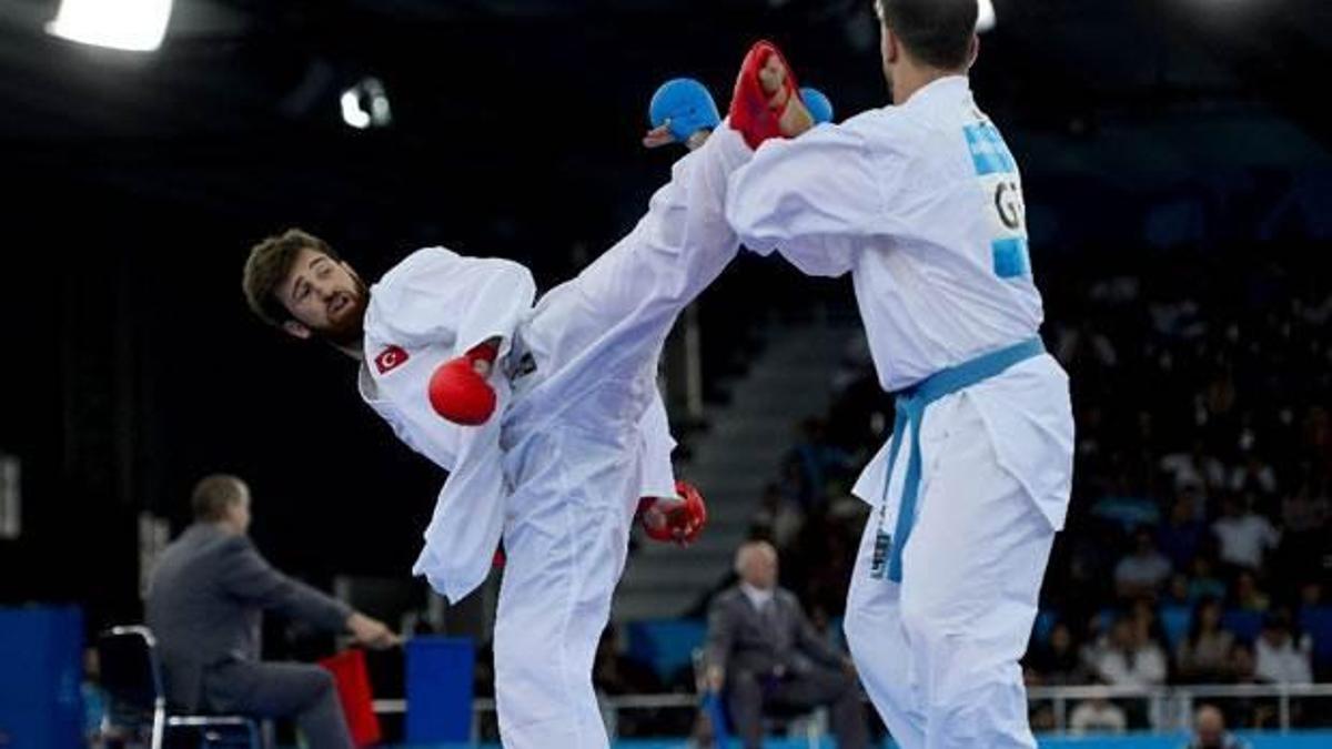 Enes Erkan 3. madalyayı getirdi