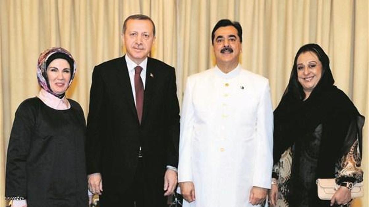 ‘Emine Hanım’ın kolyesi bende!’