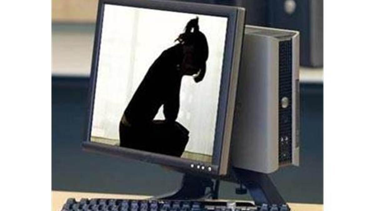 İntikam pornosu yükleyenin kimliği açıklansın