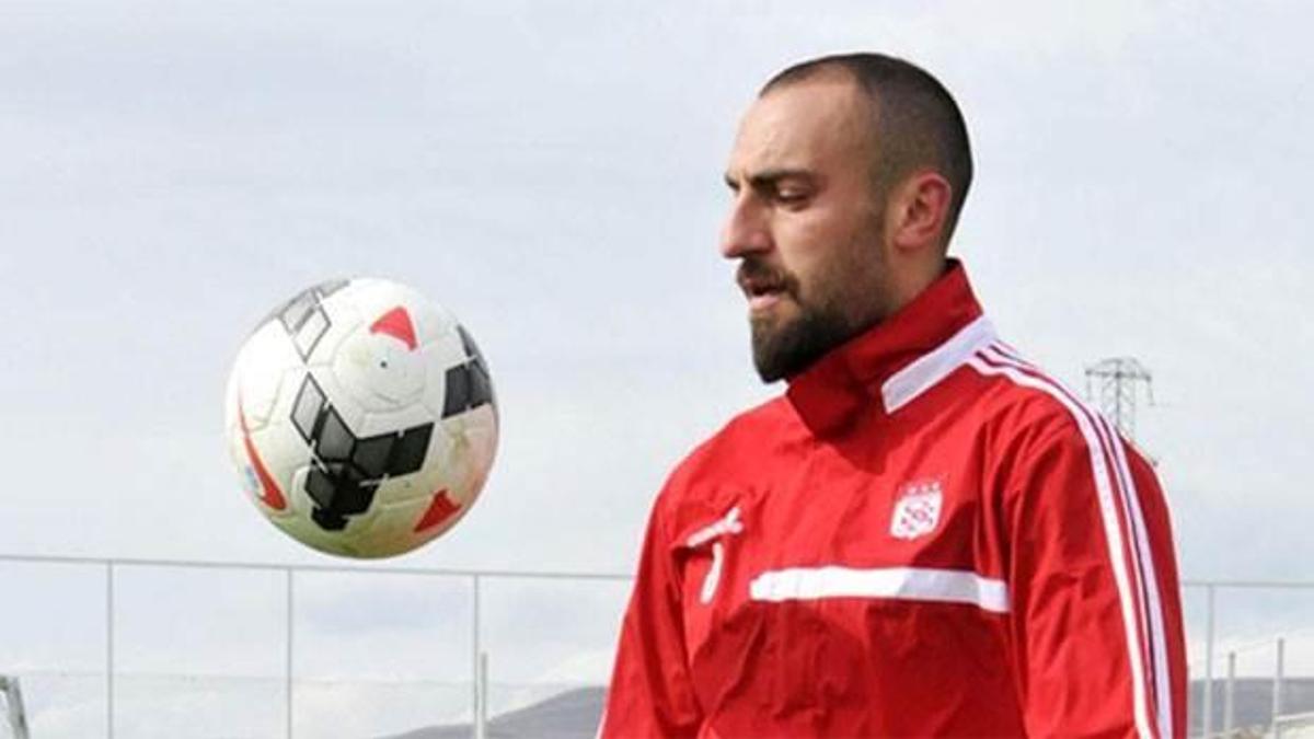 Kadir Bekmezci'den 2 yıllık imza