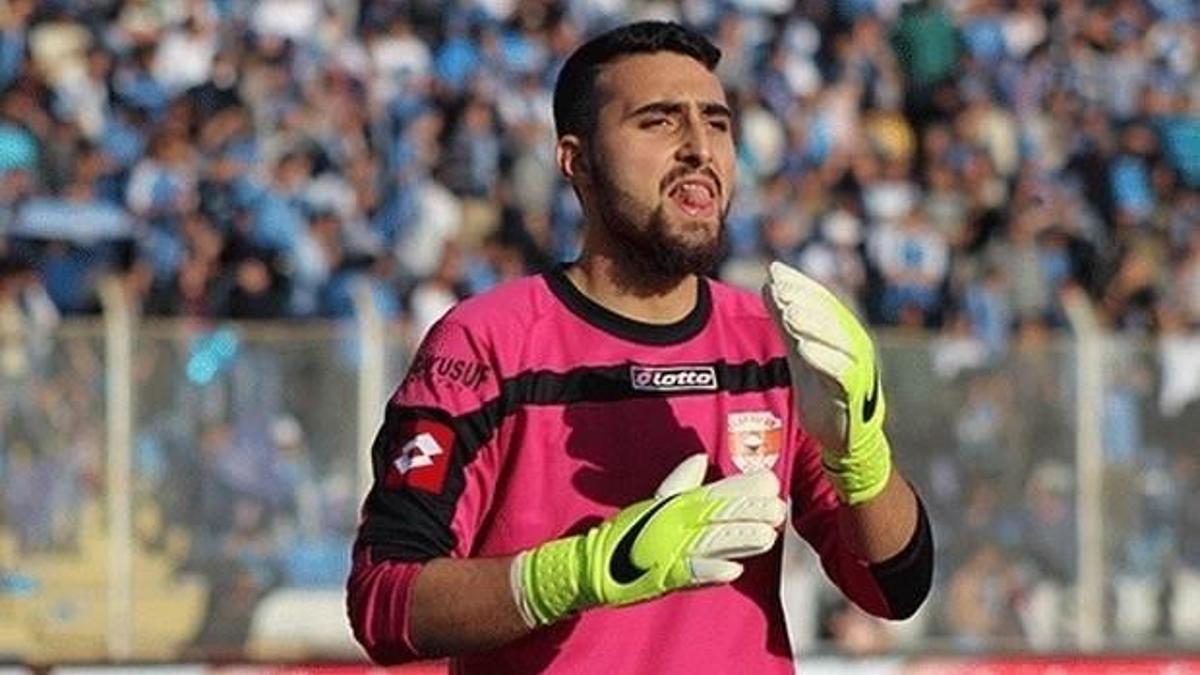 Muslera'ya gencecik yedek!