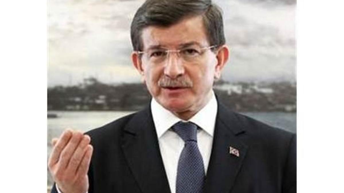 Başbakan Davutoğlu CHP ve MHP heyetindeki isimlerle toplandı