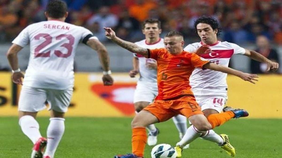 F.Bahçe'de son aday Jordy Clasie