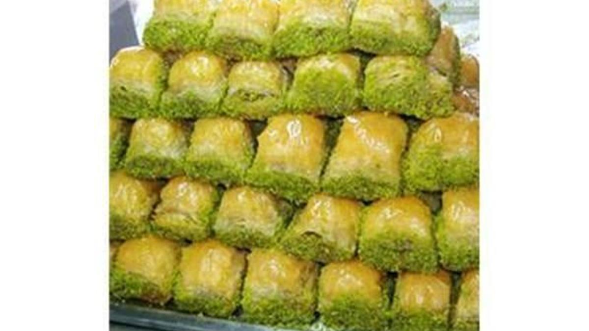 Baklava alırken dikkat edin!Yeşil fıstık yerine fasulye...