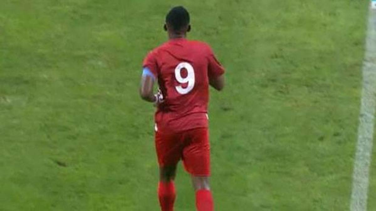 Eto'o ilk maçına kaptan çıktı