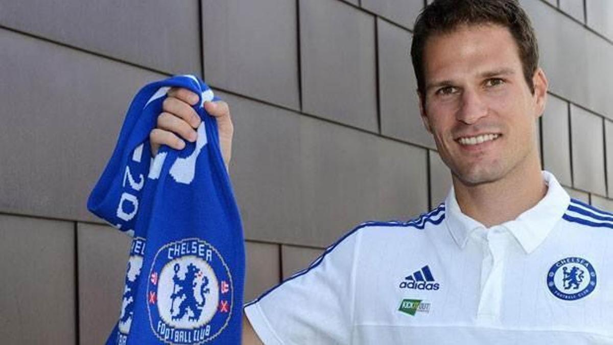 Chelsea, Begovic'i duyurdu
