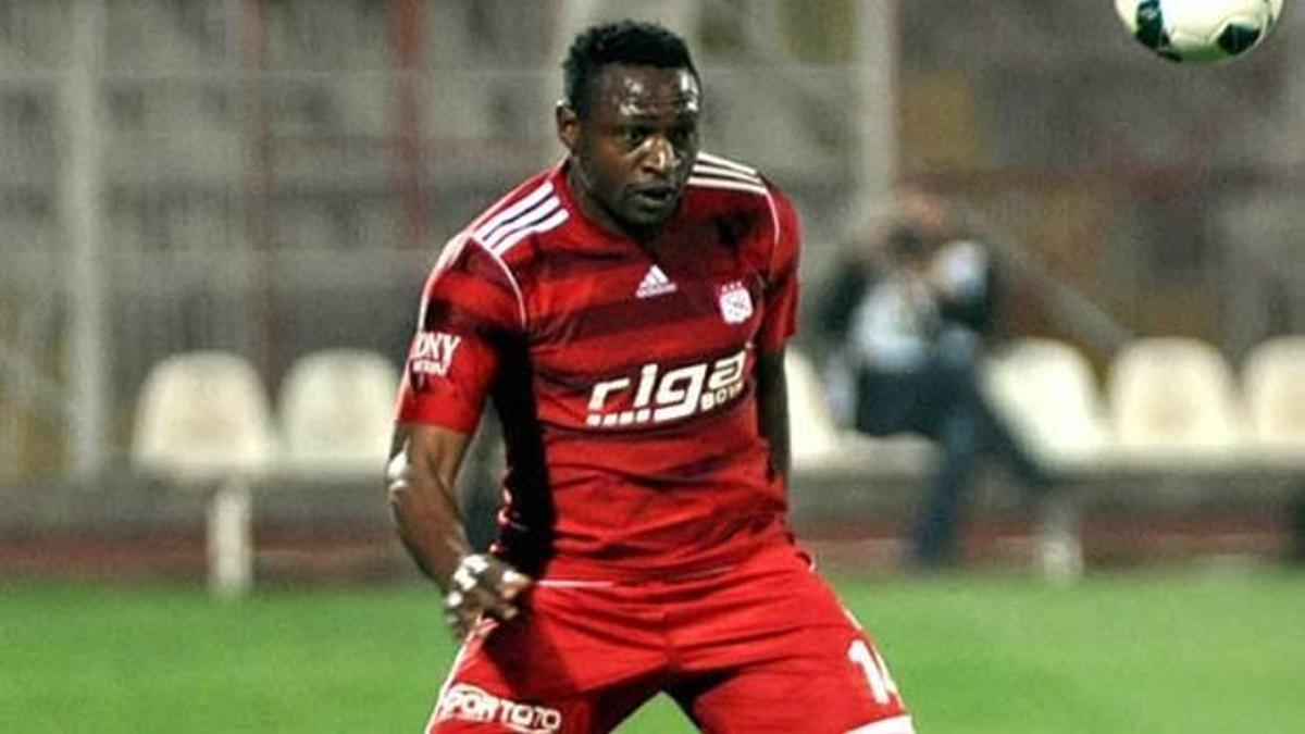 Eneramo Sivasspor'a döndü