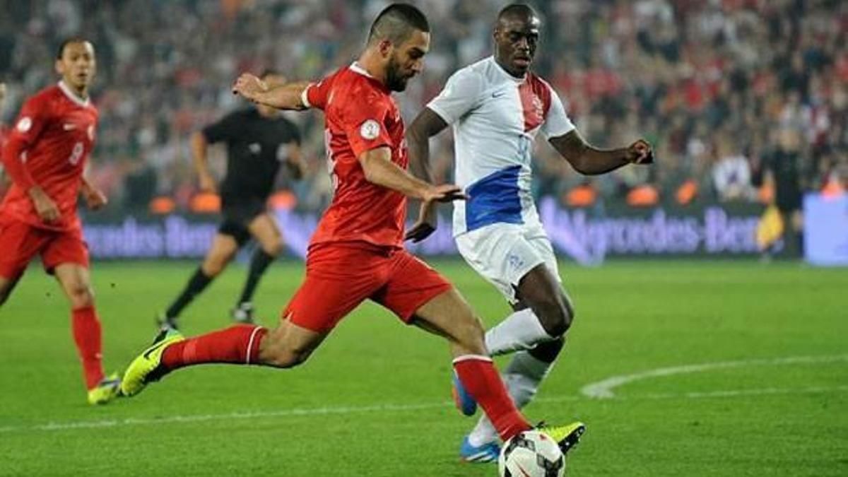 Hollanda maçının biletleri tükendi