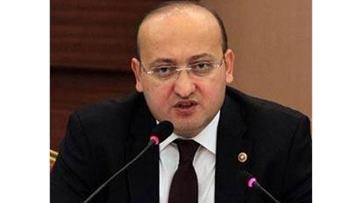 AK Parti'den 11 kişilik yeni komisyon
