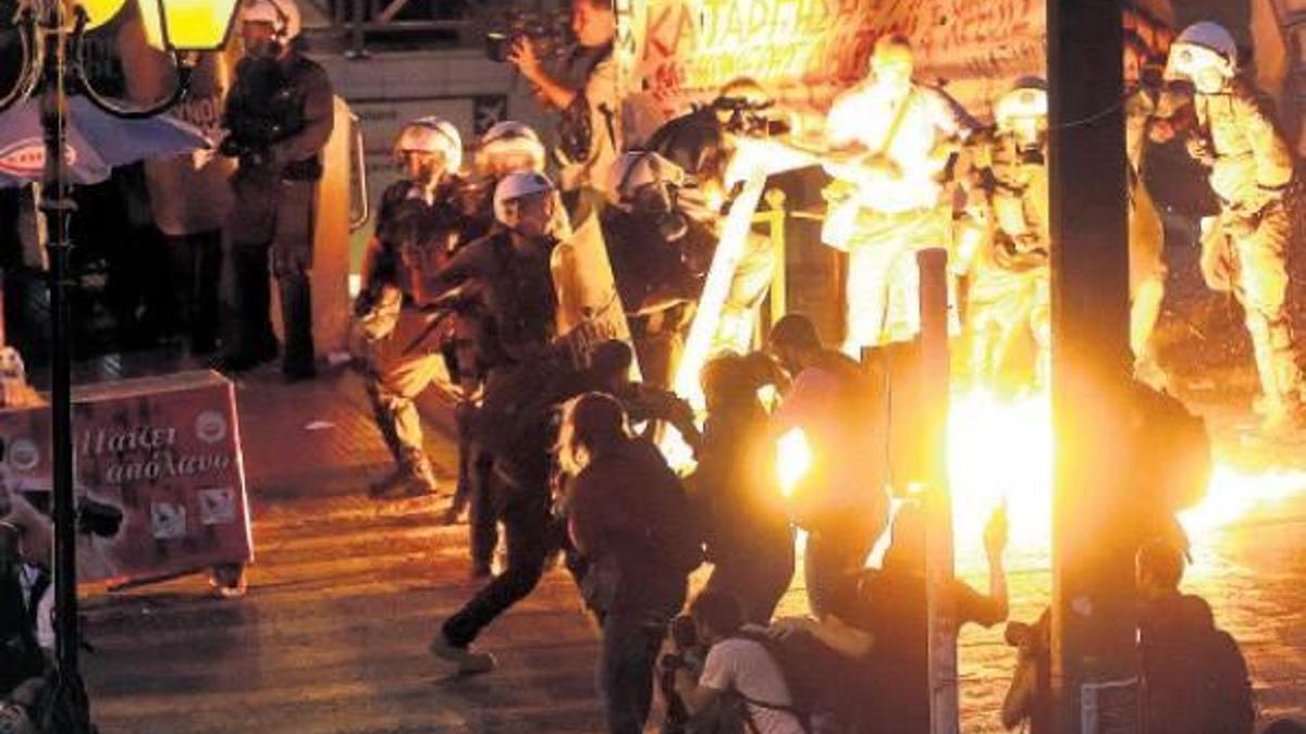 200 bin eurosunu kurtaran kurnaz Yunan bakan kim?