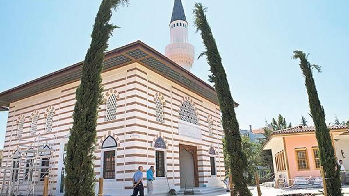 Validebağ Koru Camisi bugün açılıyor
