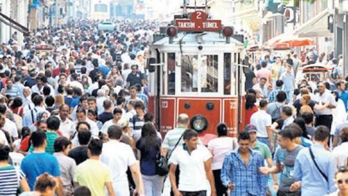 İstanbul’un nüfusu ayda 24 bin kişi artıyor