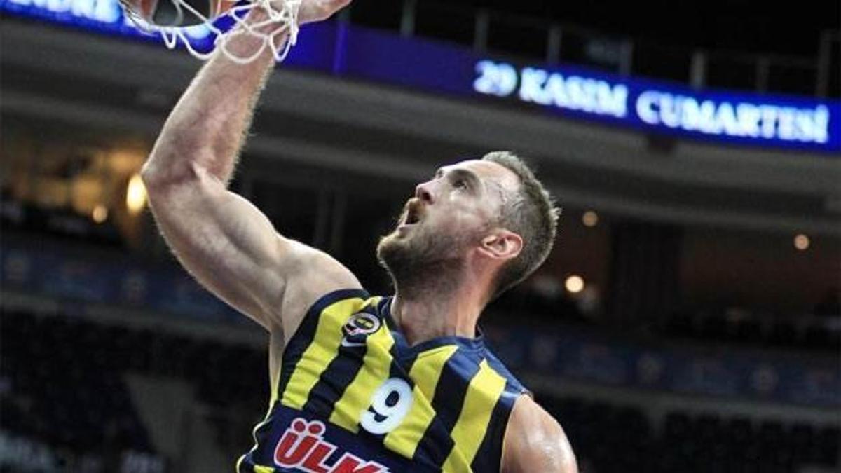 G.Saray F.Bahçe'den kapıyor!