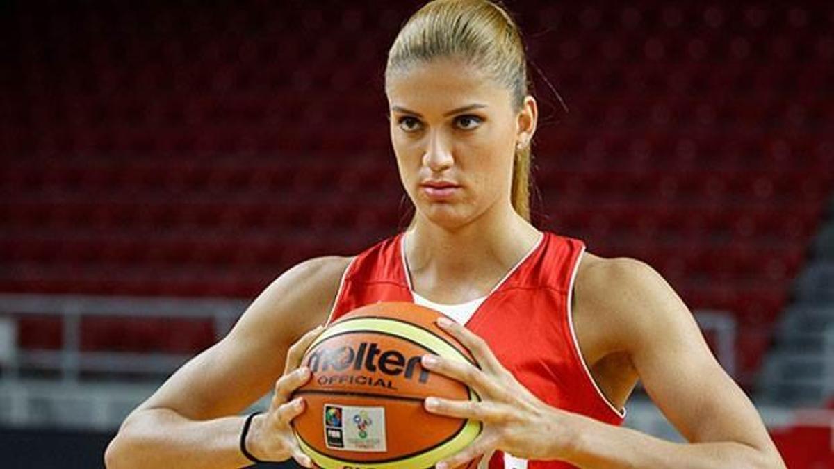 Bahar Çağlar 2 yıl daha G.Saray'da