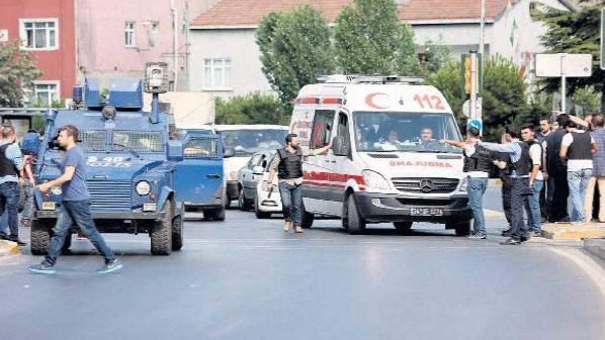 İstanbul’da polise saldırı