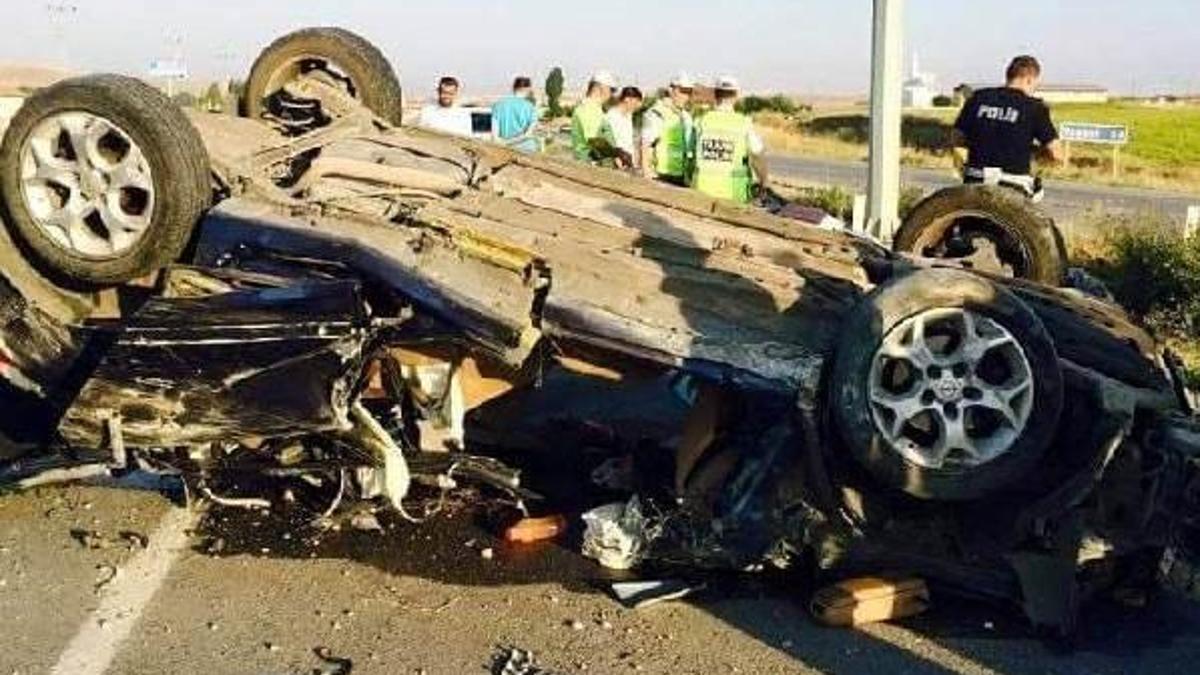 Cezaevi müdürü ve eşi trafik kazasında öldü