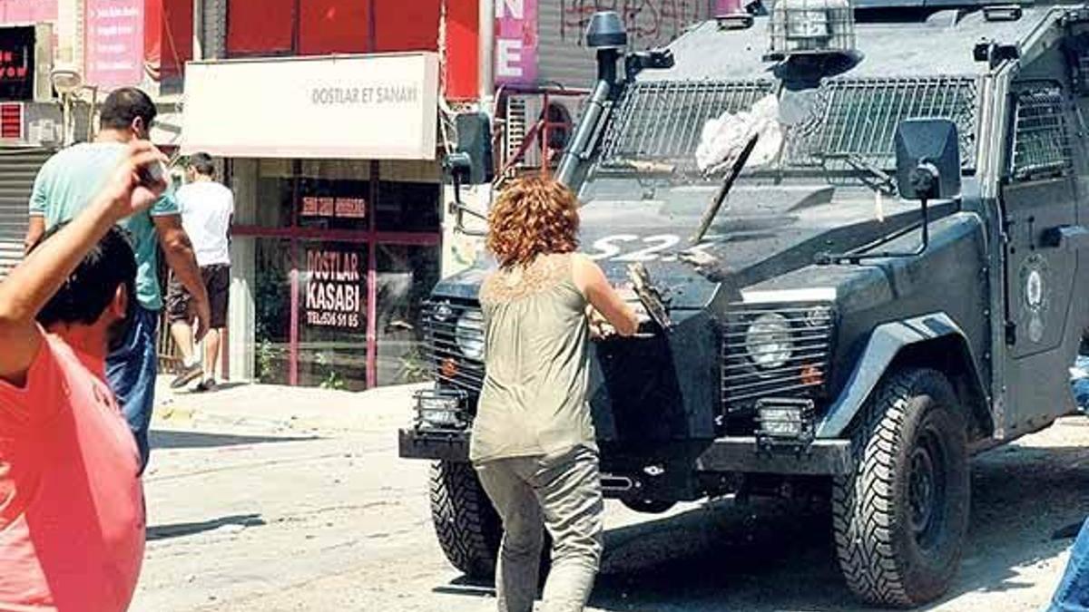 ‘Hedef cemevi değil maskeli gruplar’