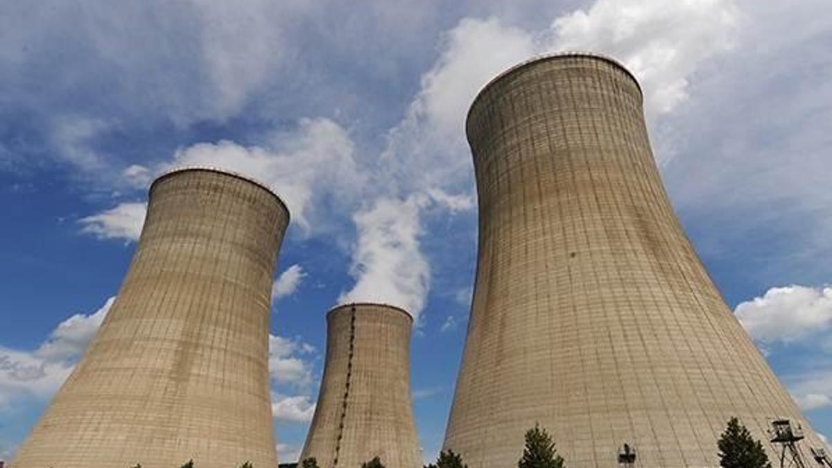 İran'dan iki yeni nükleer santral kararı