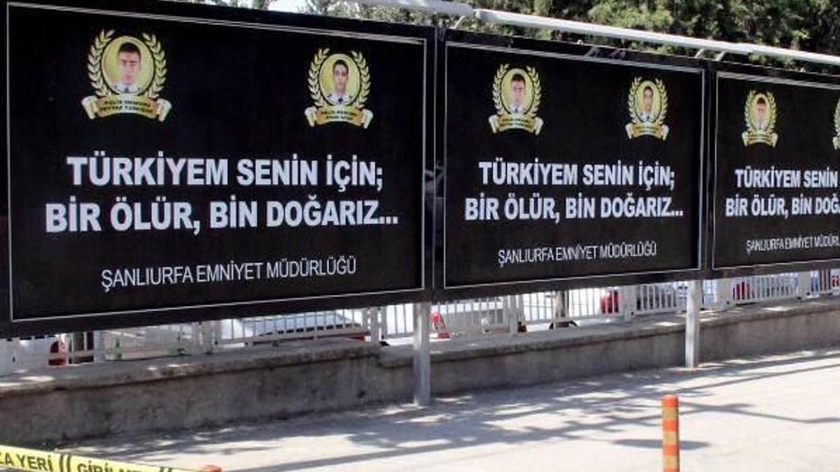 Şanlıurfa’da emniyetten şehit polislere billboardlu anma