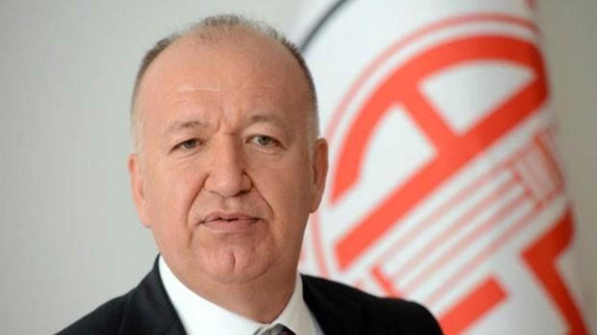 Başkan transferi açıkladı