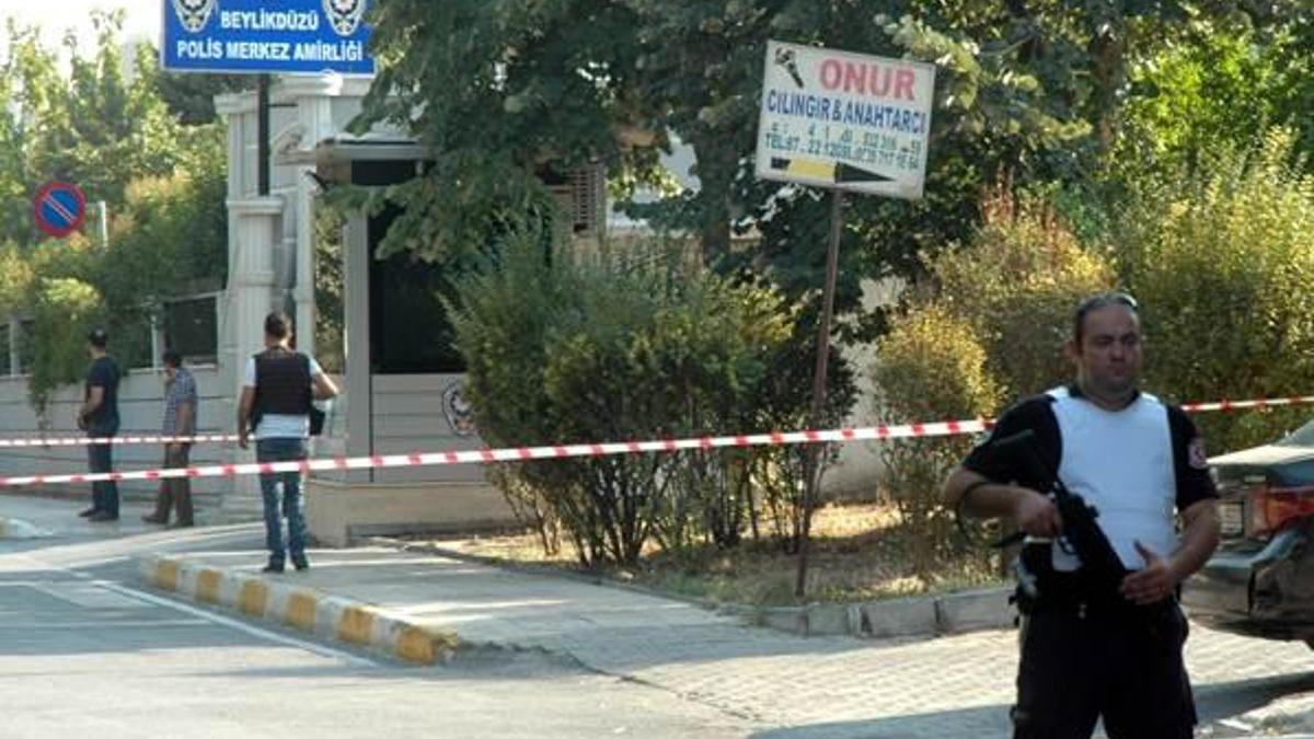 Beylikdüzü'nde polis merkezine silahlı saldırı