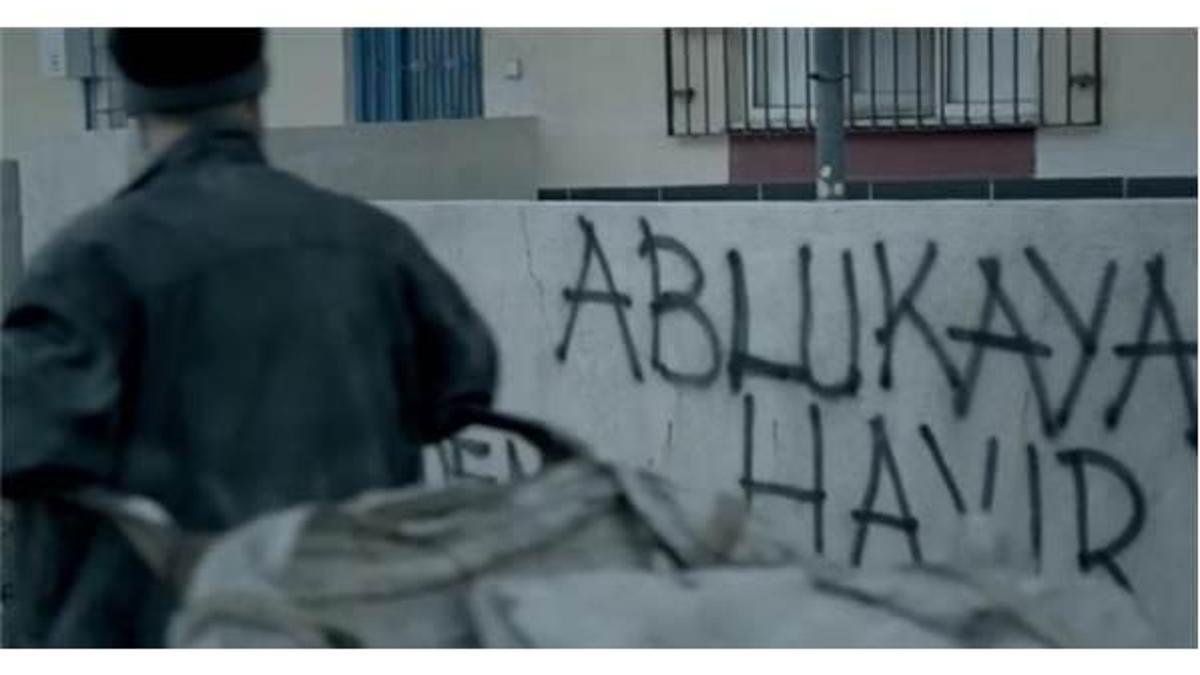 Emin Alper'in filmi 'Abluka' Venedik'te ana yarışmaya seçildi