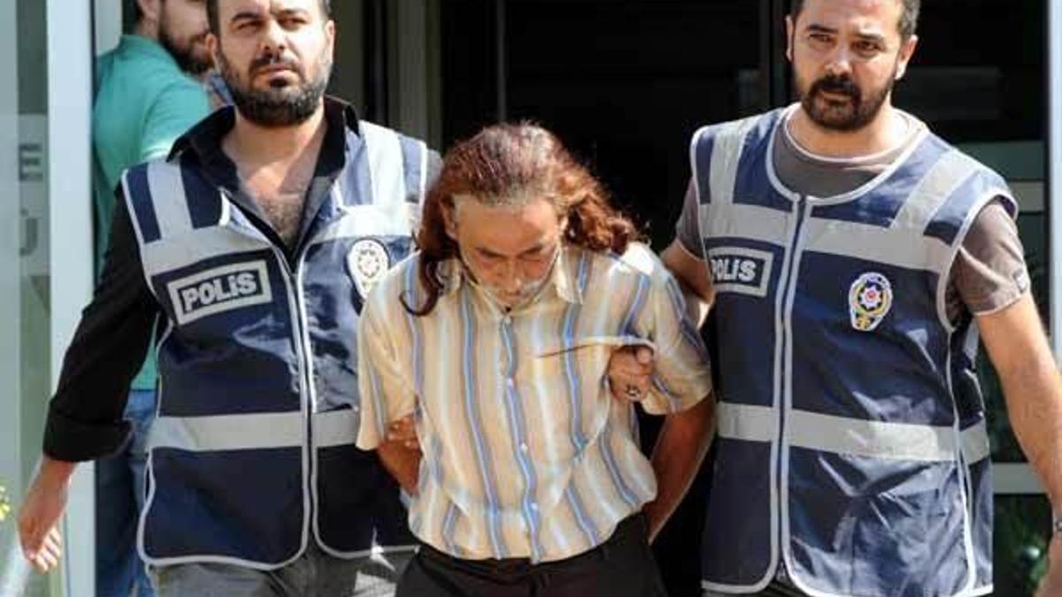 Zihinsel engelli kızına tecavüz etti! Doğan çocukları da...