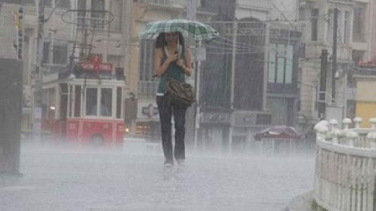 İstanbul'da yağmur sürprizi