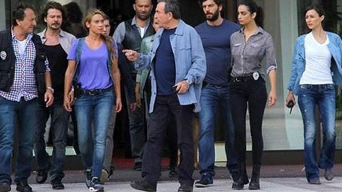 Arka Sokaklar'da büyük deprem!