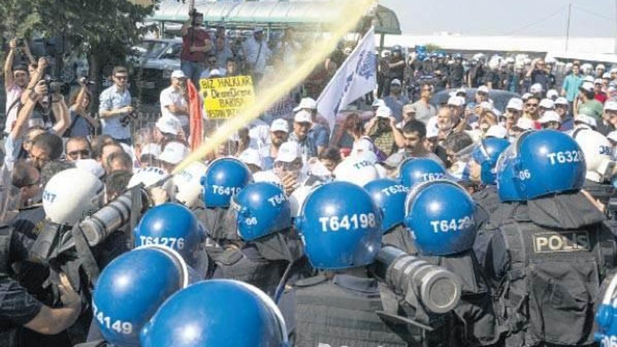 Zam pazarlığına gazlı-coplu start